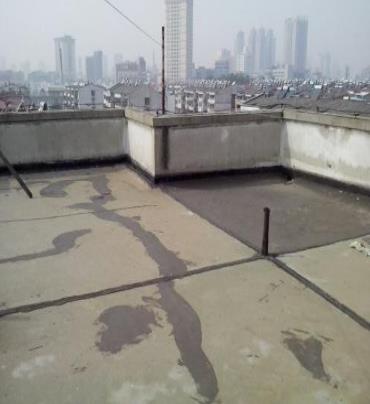 朔州市漏水维修 楼顶漏水是什么原因，楼顶漏水维修方法是什么?